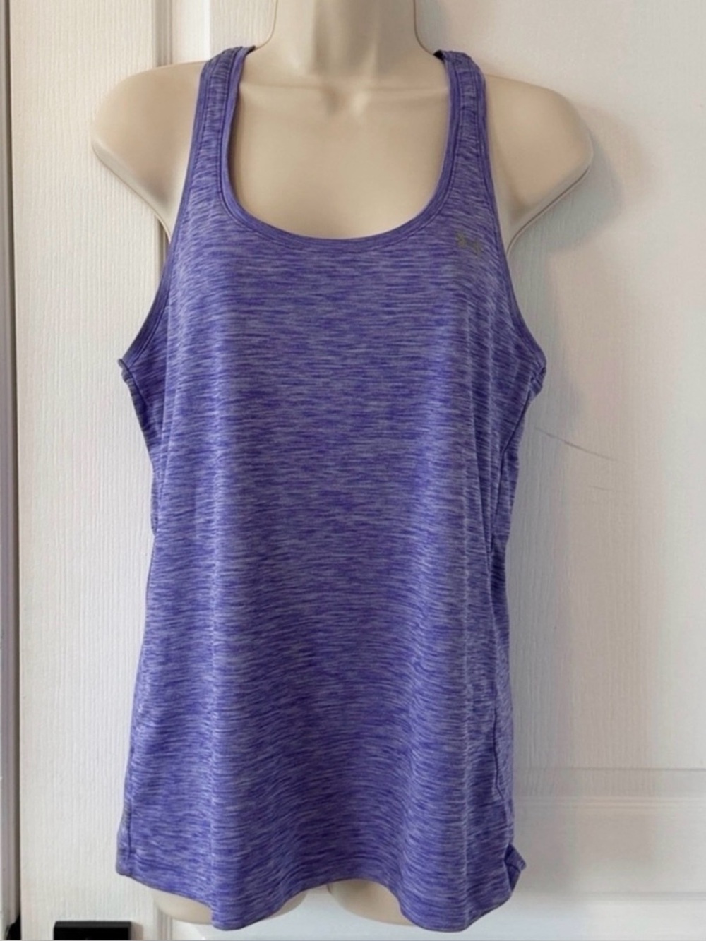 Under Armour HeatGear Purple Racerback Tank Top Women’s Medium Loose Fit